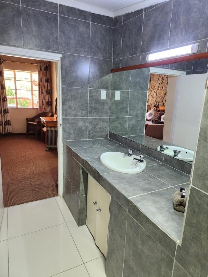 דראקנסברג גארדן Gooderson Leisure Mountain View Cottages Self Catering And Timeshare Resort מראה חיצוני תמונה