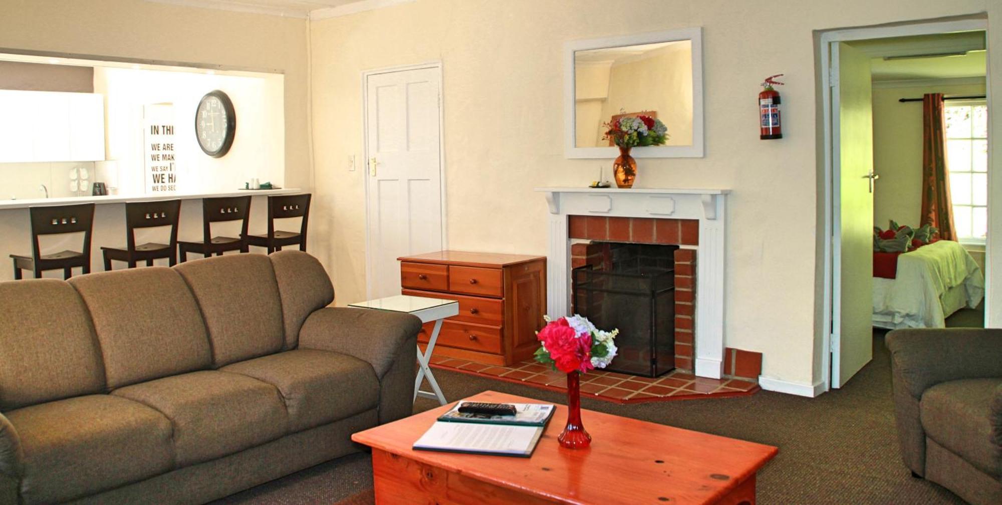 דראקנסברג גארדן Gooderson Leisure Mountain View Cottages Self Catering And Timeshare Resort חדר תמונה